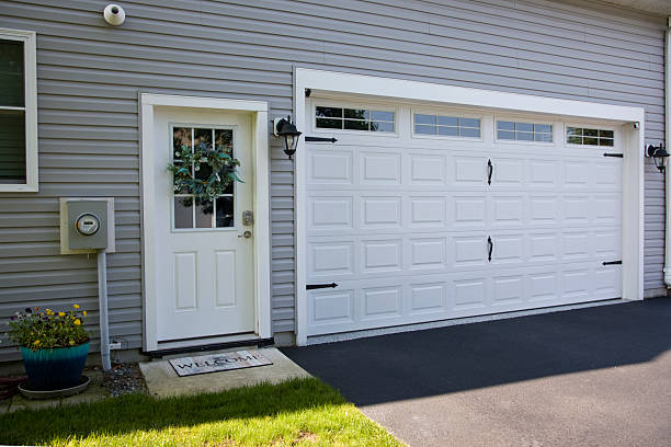 24/7 Emergency Garage Door Panel Replacement experts in Rowan County County, NC